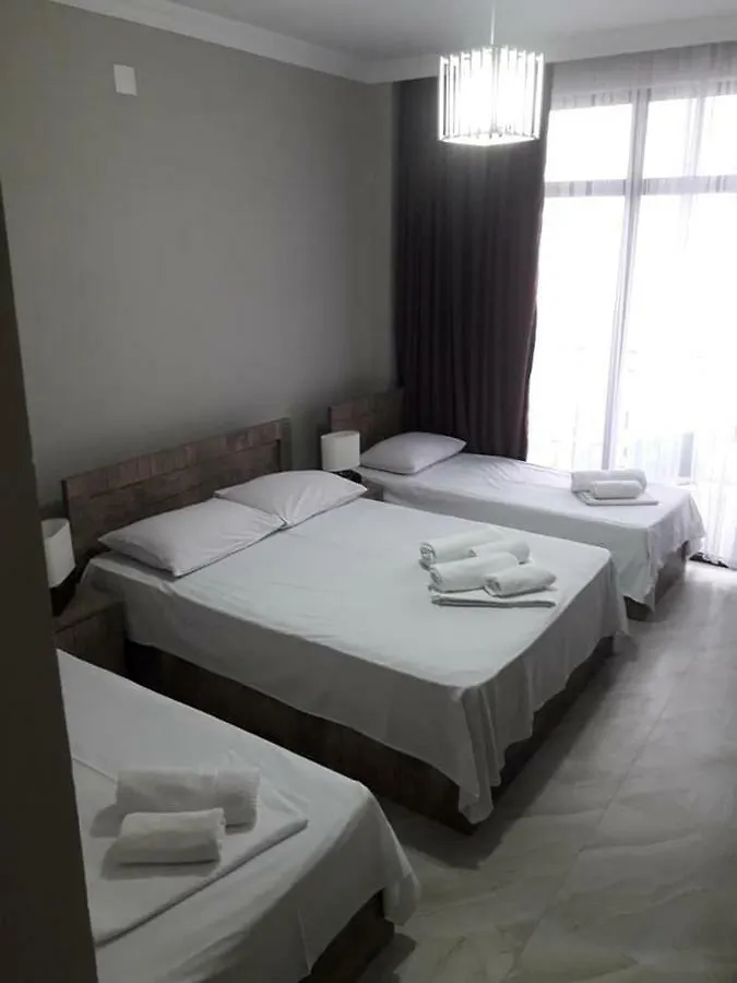 Sandro Hotel Batoemi Gasthuis