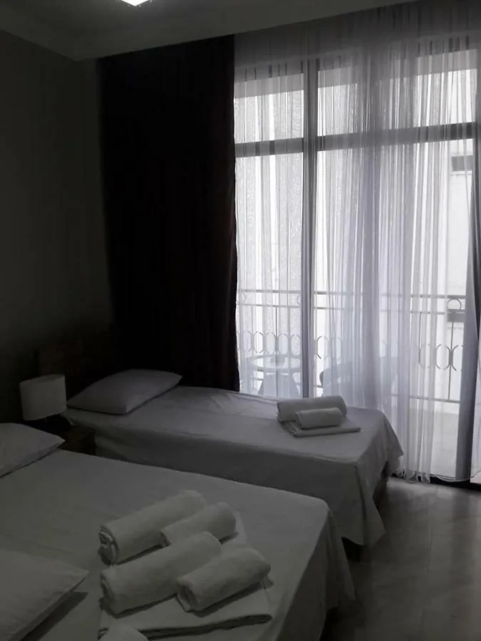 Sandro Hotel Batoemi